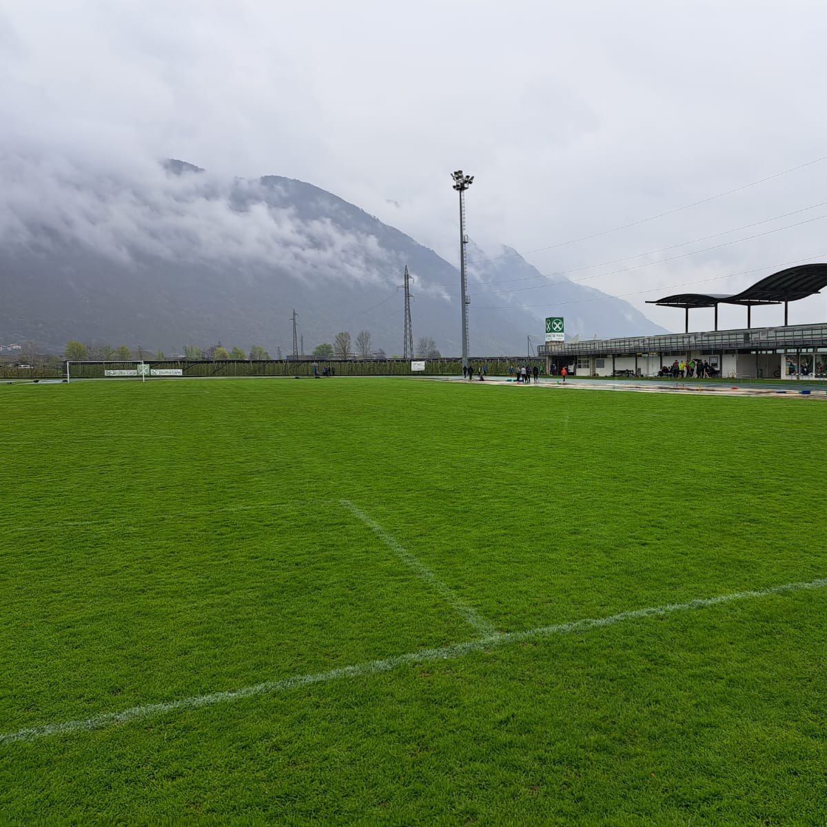 Besichtigung Fußballplätze Sportplatz Lana